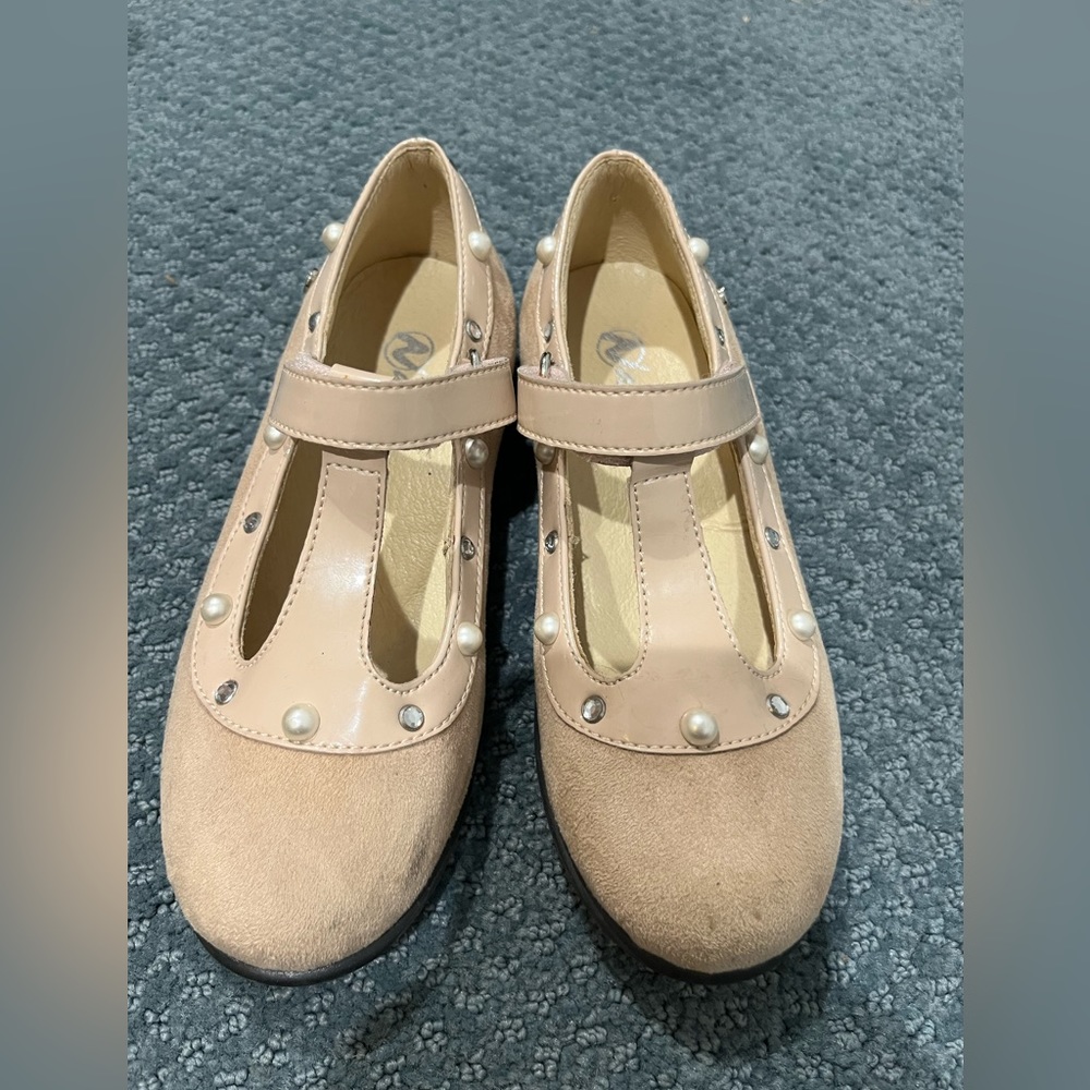 Girls blush Mary Janes